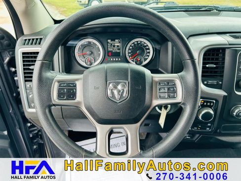 Used 2021 RAM 1500 Classic SLT AWD/4WD image 21