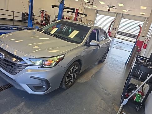 Used 2023 Subaru Legacy Premium AWD/4WD image 2