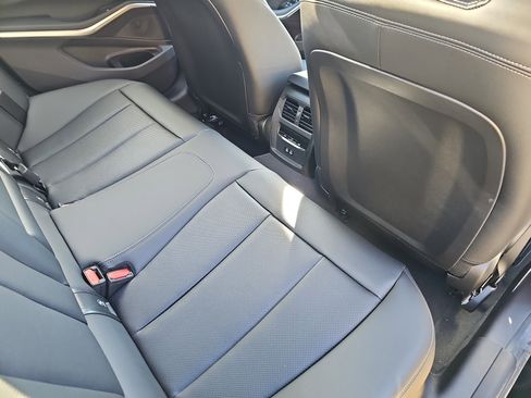 New 2026 BMW 330i Sedan w/ M Sport Package image 11