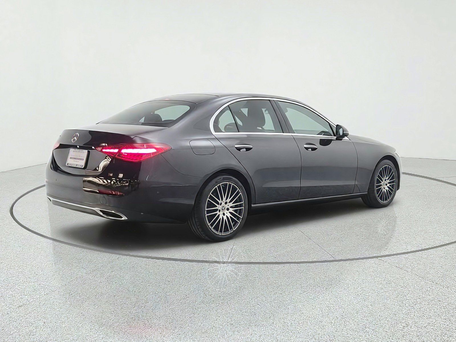 Used 2024 Mercedes-Benz C 300 Sedan image 5