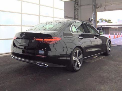 Used 2025 Mercedes-Benz C 300 Sedan image 2