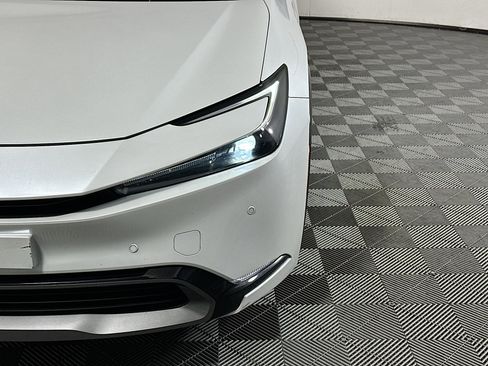 Certified 2024 Toyota Prius Limited image 9