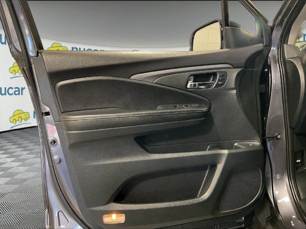 Used 2023 Honda Ridgeline RTL-E image 9