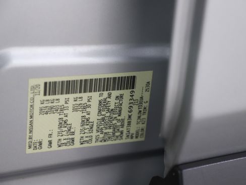 Used 2021 Nissan Rogue SV image 29