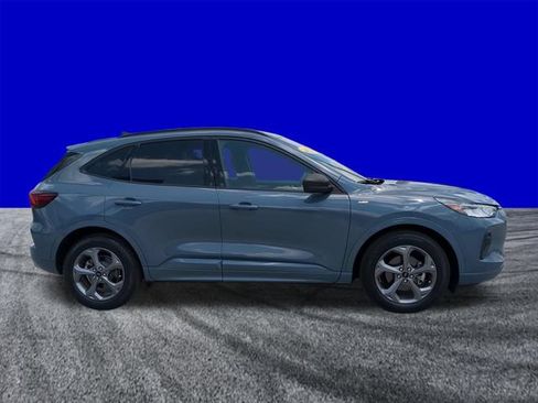 Certified 2023 Ford Escape ST-Line w/ Tech Pack #1 FWD image 3
