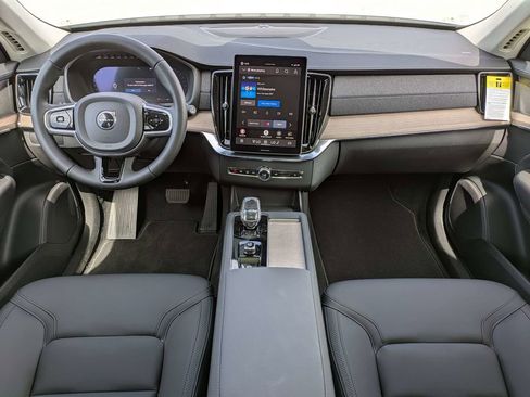 New 2026 Volvo XC90 B5 Plus AWD/4WD image 22