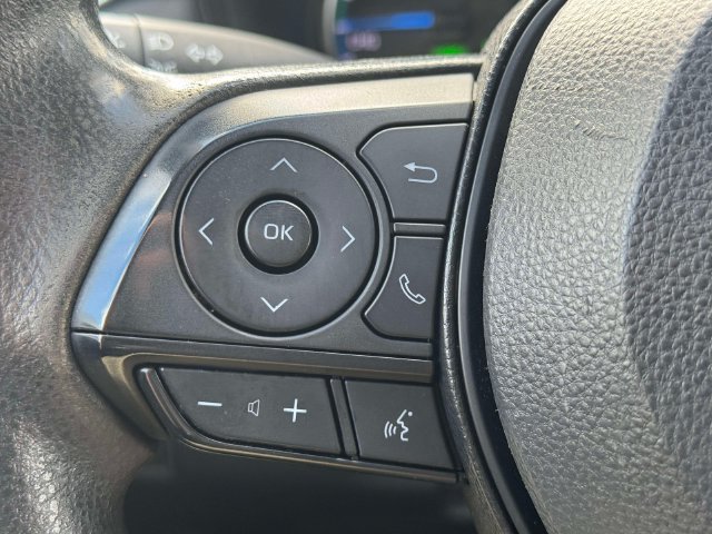 Used 2022 Toyota RAV4 XLE AWD/4WD image 25