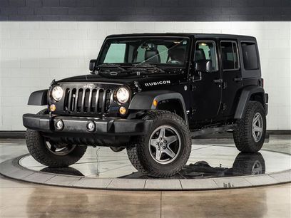 Used 2015 Jeep Wrangler Unlimited Rubicon w/ Connectivity Group