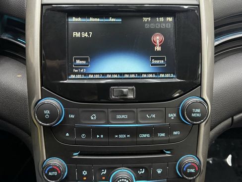 Used 2015 Chevrolet Malibu LTZ FWD image 28