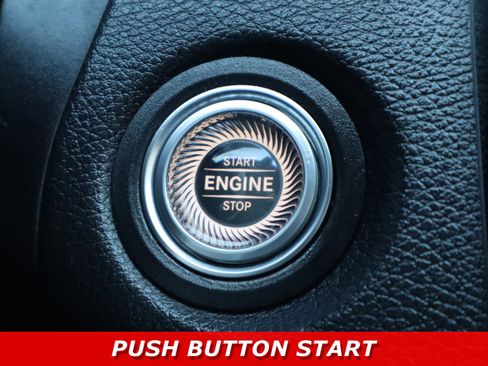 Used 2019 Mercedes-Benz C 300 Sedan image 20