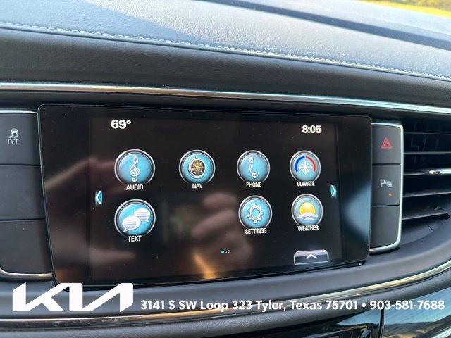 Used 2018 Buick Enclave Essence FWD image 19