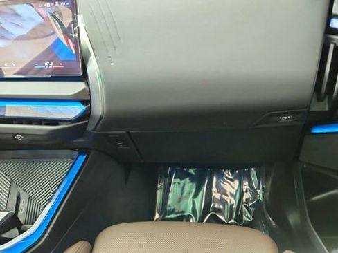 Used 2025 BMW X3 M50 w/ Premium Package image 37