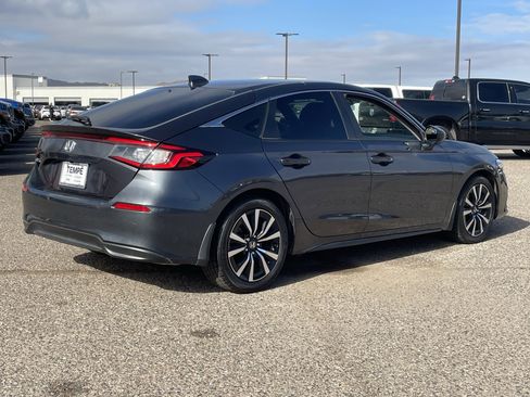 Used 2023 Honda Civic EX-L image 5