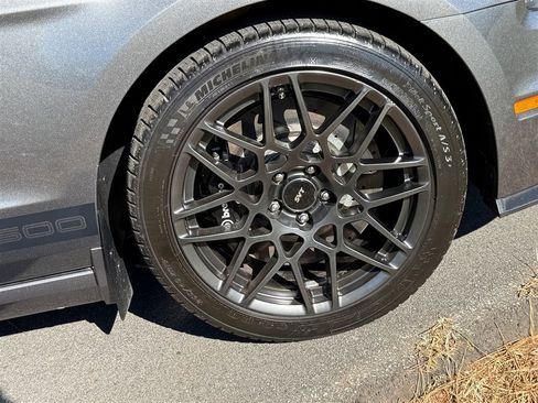 Used 2013 Ford Mustang Shelby GT500 image 32