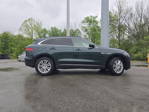 Used 2018 Jaguar F-PACE Prestige AWD/4WD image 16