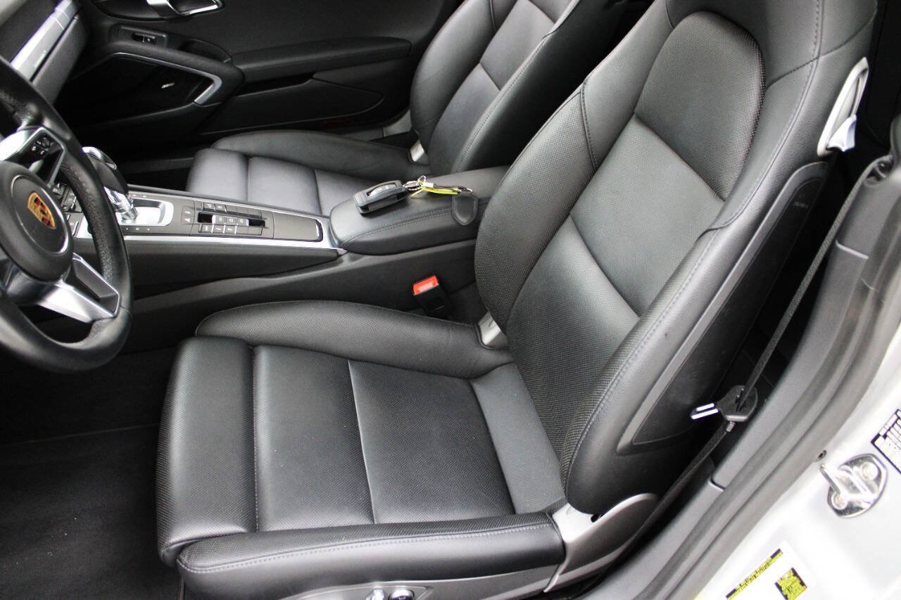Used 2017 Porsche 911 Carrera image 29