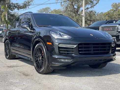Used 2016 Porsche Cayenne GTS image 18