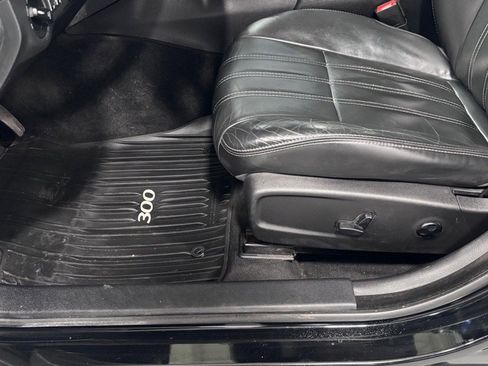 Used 2014 Chrysler 300 S image 11