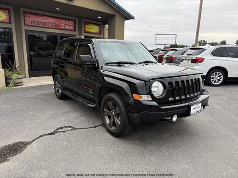Used 2016 Jeep Patriot 75th Anniversary w/ Power Value Group AWD/4WD image 1