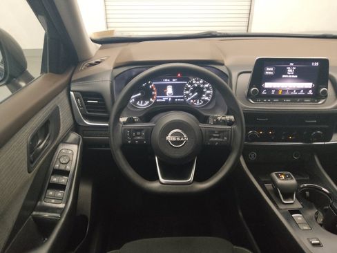 Used 2023 Nissan Rogue S FWD image 22