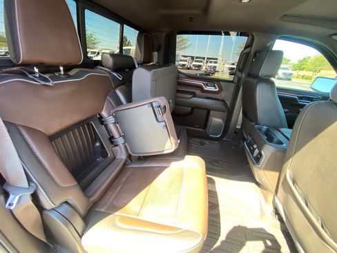 Used 2024 GMC Sierra 1500 Denali AWD/4WD image 27