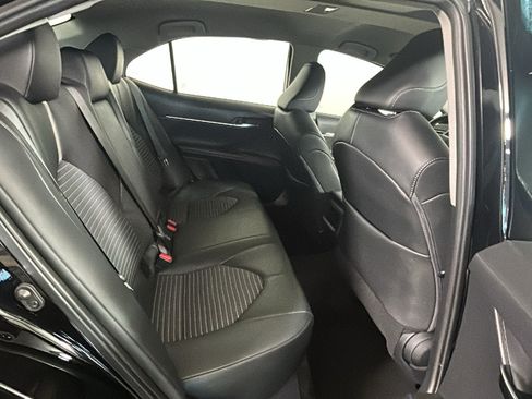Used 2024 Toyota Camry SE FWD image 27