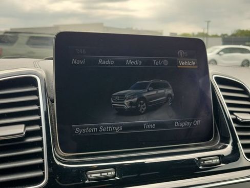 Used 2018 Mercedes-Benz GLS 450 4MATIC image 22