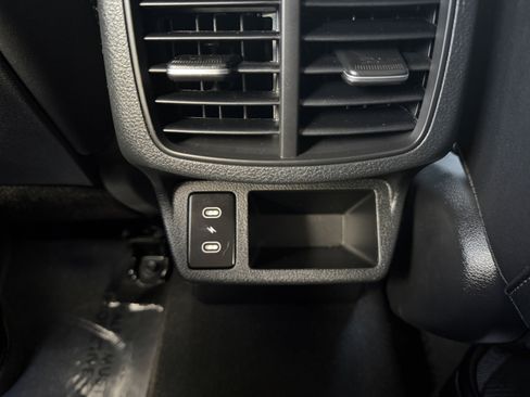 Used 2025 Kia Seltos S image 58