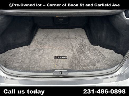 Used 2014 Lexus LS 460 L image 28