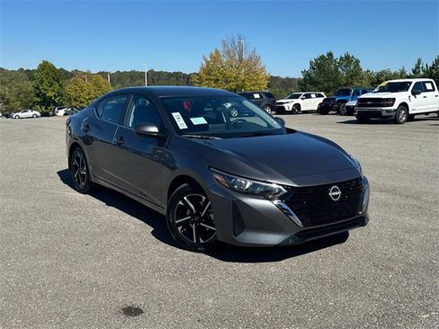 New 2025 Nissan Sentra SV image 2
