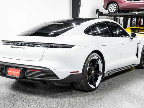Used 2022 Porsche Taycan Turbo S image 8