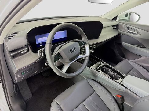 New 2026 Audi Q3 quattro 2.0T AWD/4WD image 9