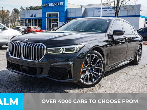 Used 2022 BMW 750i xDrive w/ M Sport Package AWD/4WD image 3