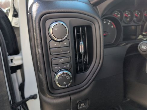 New 2026 GMC Sierra 2500 Pro w/ Convenience Package image 15