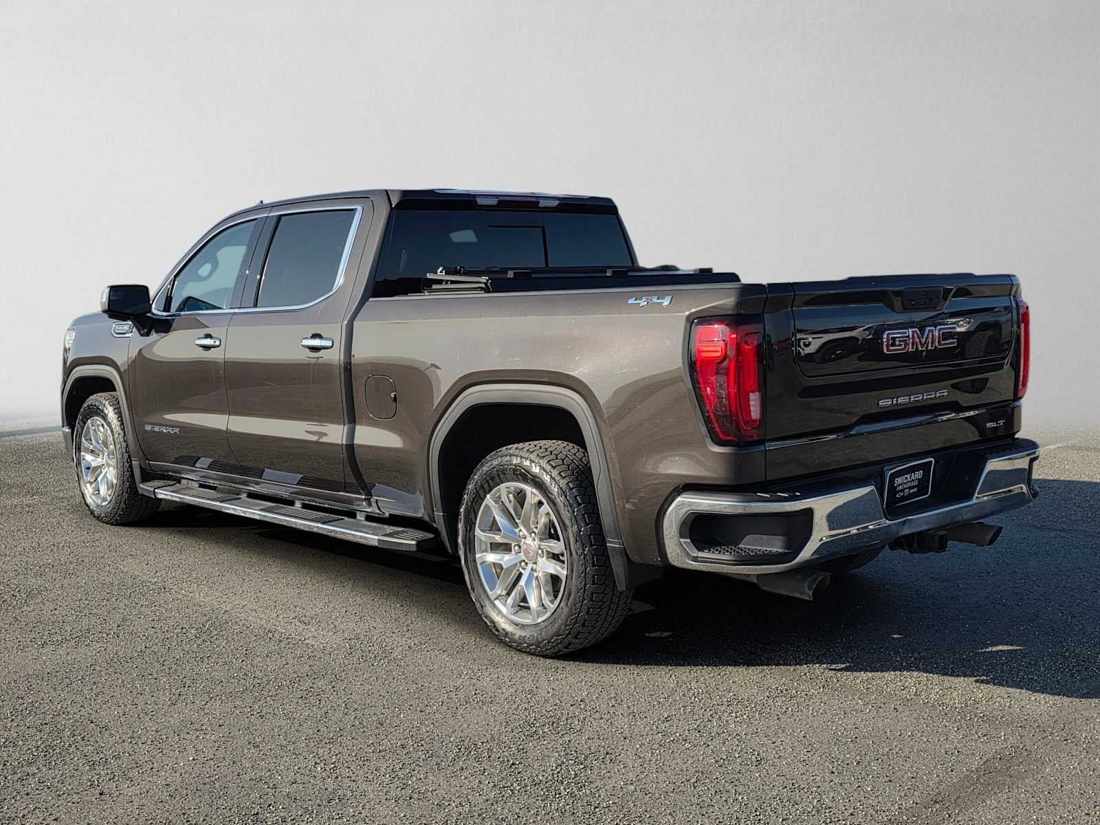 Certified 2021 GMC Sierra 1500 SLT w/ SLT Premium Package AWD/4WD image 5