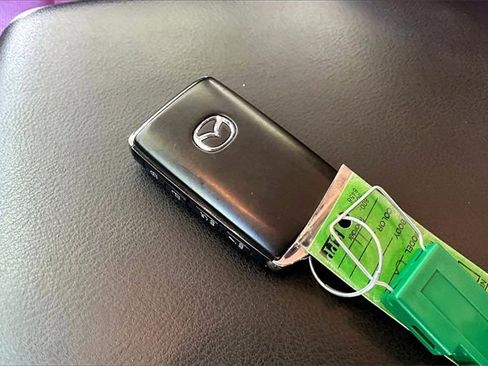 Used 2024 MAZDA CX-5 Carbon Edition image 32