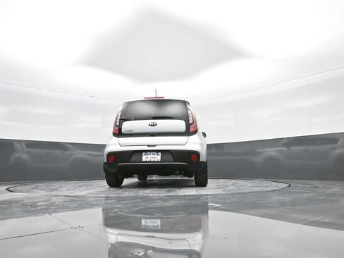 Used 2019 Kia Soul image 35