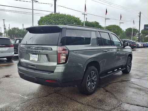 Used 2023 Chevrolet Suburban Z71 w/ Luxury Package AWD/4WD image 23