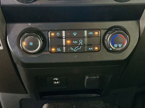 Used 2022 Ford F250 XL w/ Power Equipment Group image 15