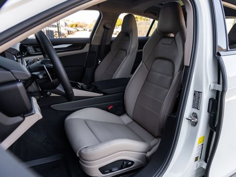 Certified 2026 Porsche Panamera 4 AWD/4WD image 5