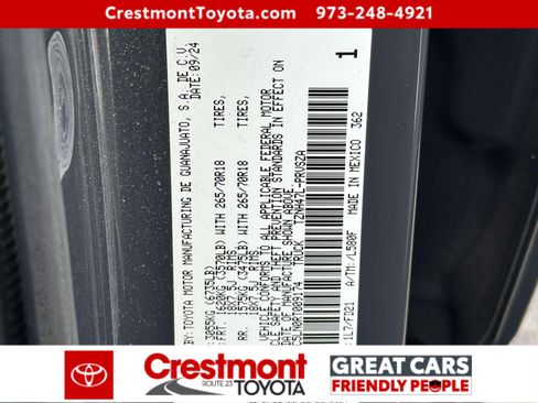 Used 2024 Toyota Tacoma TRD Off-Road image 15