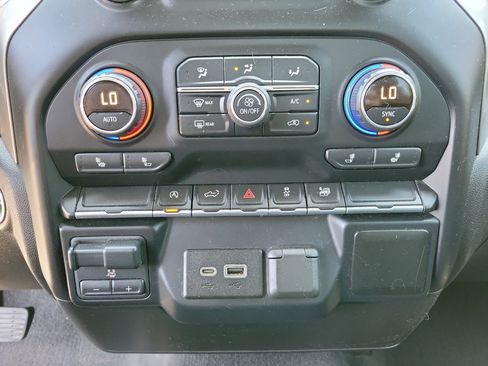 Used 2019 Chevrolet Silverado 1500 RST w/ All-Star Edition RWD image 11