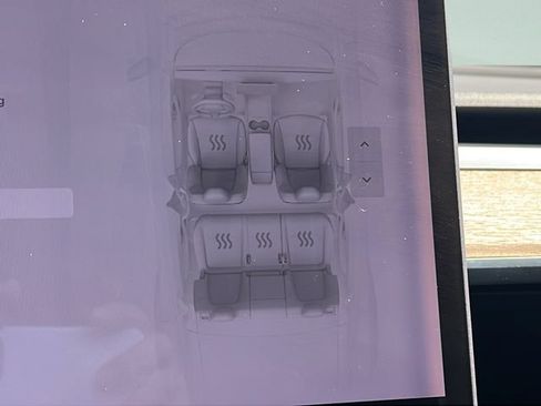 Used 2021 Tesla Model Y 2WD image 21