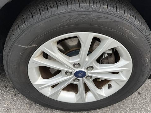 Used 2018 Ford Escape SEL AWD/4WD image 27