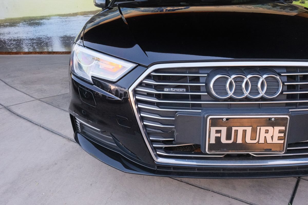 Used 2018 Audi A3 e-tron Premium FWD image 40
