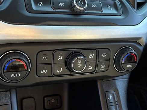 Used 2019 GMC Acadia SLE w/ Driver Alert Package I AWD/4WD image 16