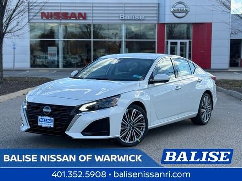 New 2025 Nissan Altima 2.5 SL image 1