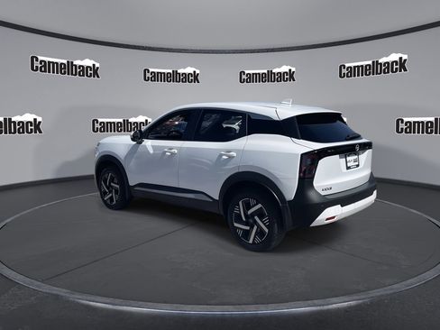 Used 2025 Nissan Kicks SV FWD image 5