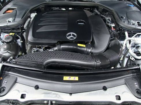 Used 2023 Mercedes-Benz E 350 4MATIC Sedan image 32