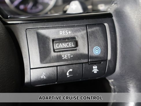 Used 2023 Nissan Rogue SV w/ SV Premium Package image 4